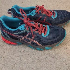 LAST CHANCE!!!!! Women’s ASICS Running Shoes